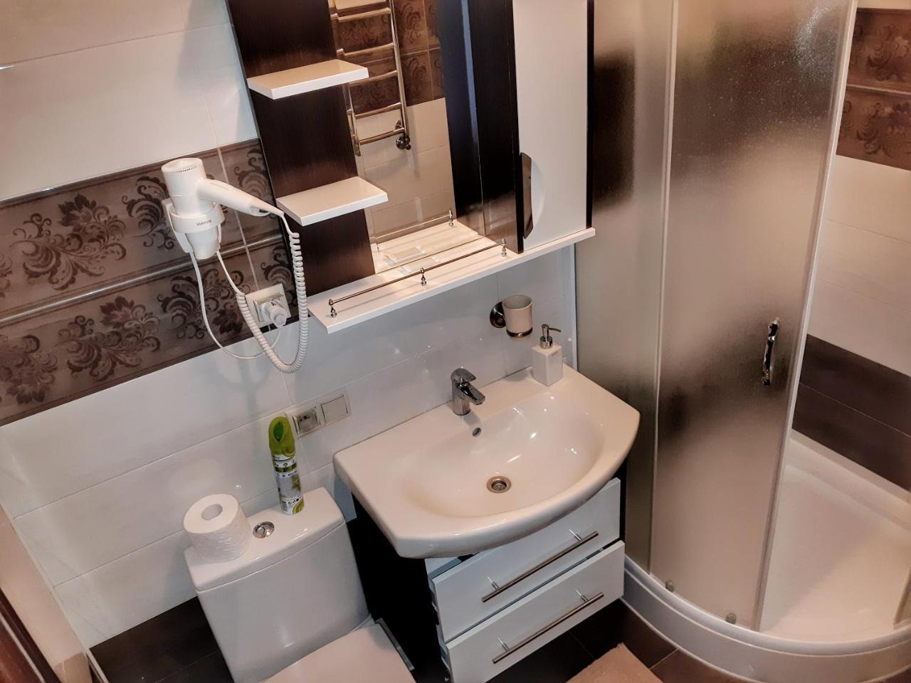Knyazhyi Dvir Apartman Fenyves Kültér fotó