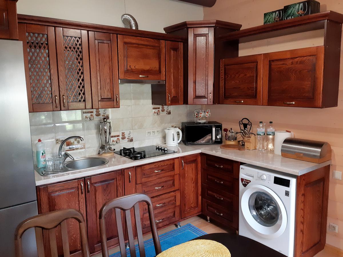 Knyazhyi Dvir Apartman Fenyves Kültér fotó