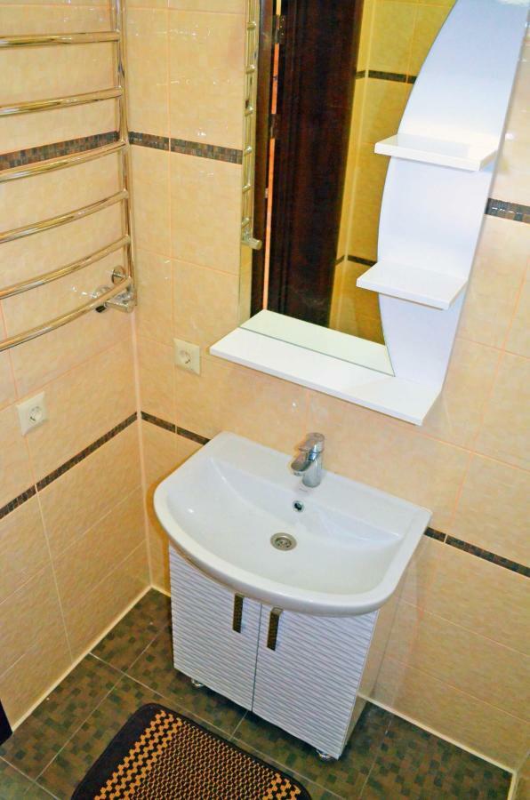 Knyazhyi Dvir Apartman Fenyves Kültér fotó